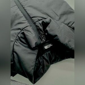 North Face Men’s Lightweight Jacket